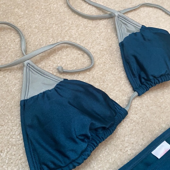 Target swim suit - Picture 3 of 5